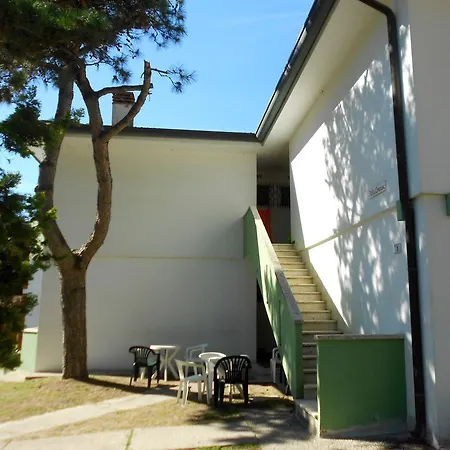 1 Apartment