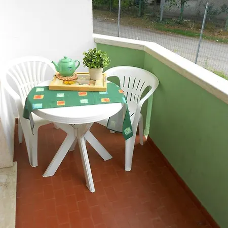 Apartment 1 *